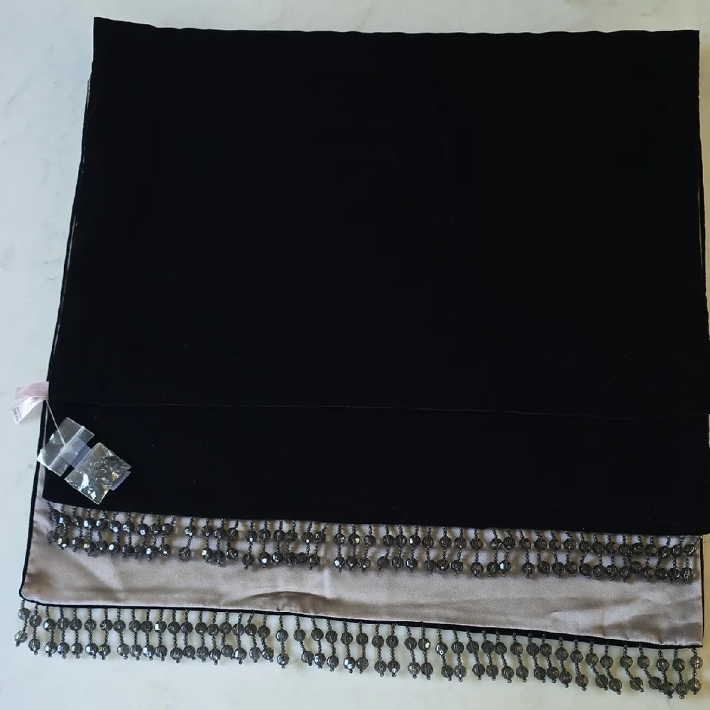 Victoria's Secret Black and Silver Beaded Wrap. - Picture 1 of 7